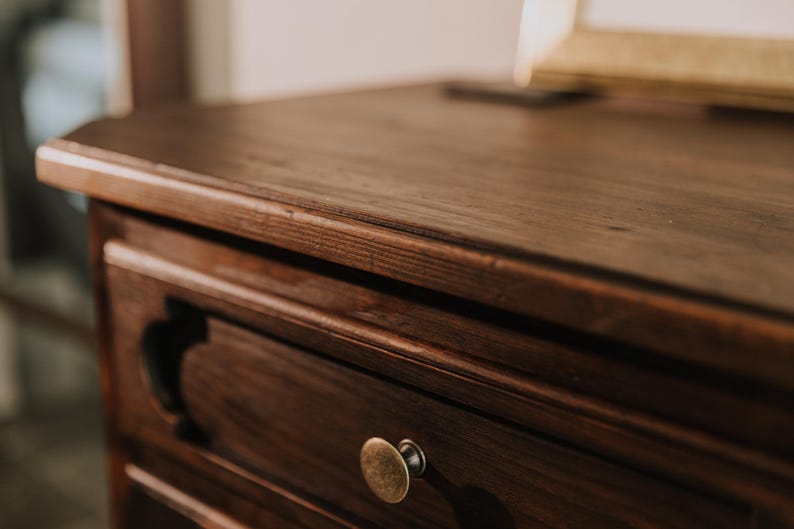 Kommode Vintage antik dunkel