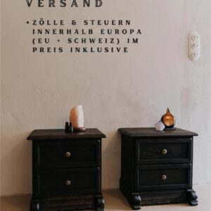 Nachttische aus Holz