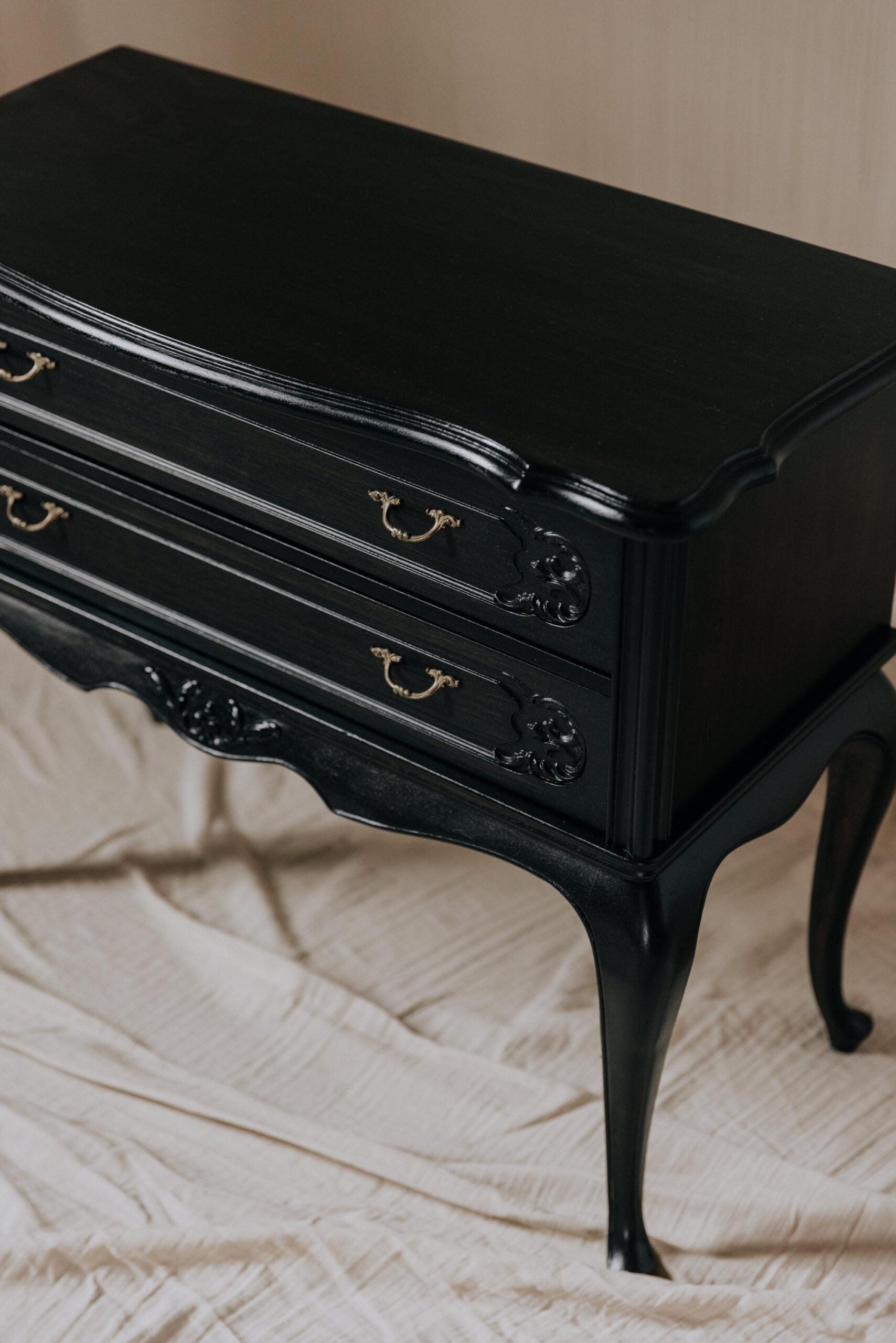 Kleine Vintage Kommode Holz mit 2 Schubladen - Kommode antik - Kommode Eiche - Kommode alt aus Holz (Altholz) dunkel - Kommode Vintage Holz Unikat 1 Kleine Vintage Kommode Holz mit 2 Schubladen - Kommode antik - Kommode Eiche - Kommode alt aus Holz (Altholz) dunkel - Kommode Vintage Holz – Bild 2